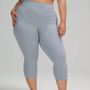 Lululemon Align High-Rise Crop 21” leggings in chambray
